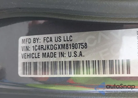 2021 Jeep Grand Cherokee L Overland 4X4 z USA, uszkodzony, nr VIN 1C4RJKDGXM8190758